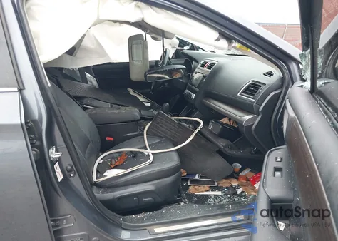 2016 Subaru Legacy 3.6R Limited из США, поврежденный, VIN 4S3BNEN69G3042681